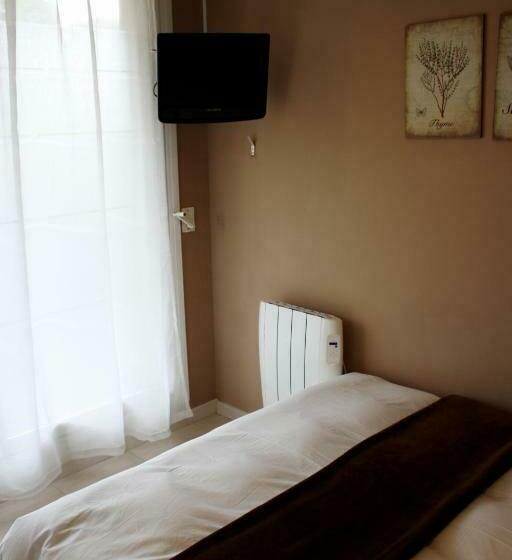 اتاق استاندارد با سرویس بهداشتی مشترک, B&b Inés