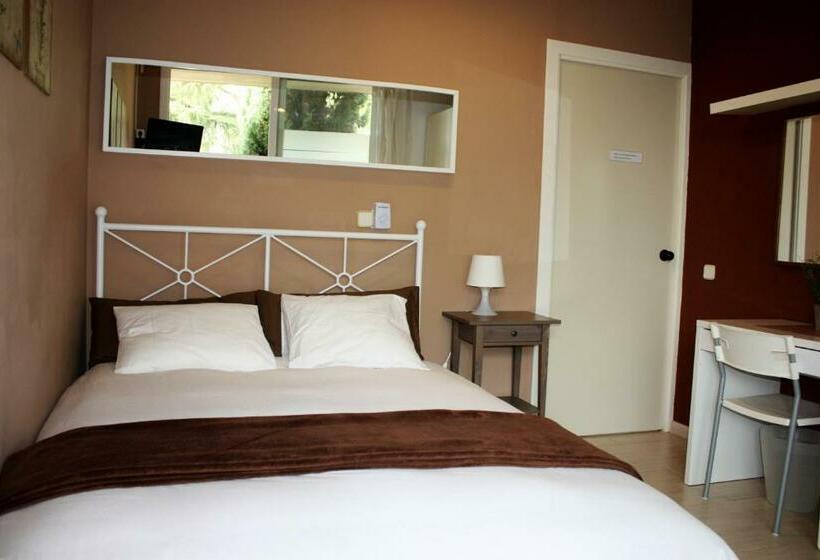 اتاق استاندارد با سرویس بهداشتی مشترک, B&b Inés