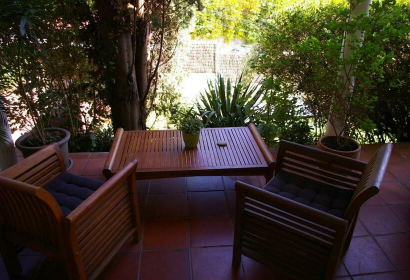 اتاق استاندارد با سرویس بهداشتی مشترک, B&b Inés