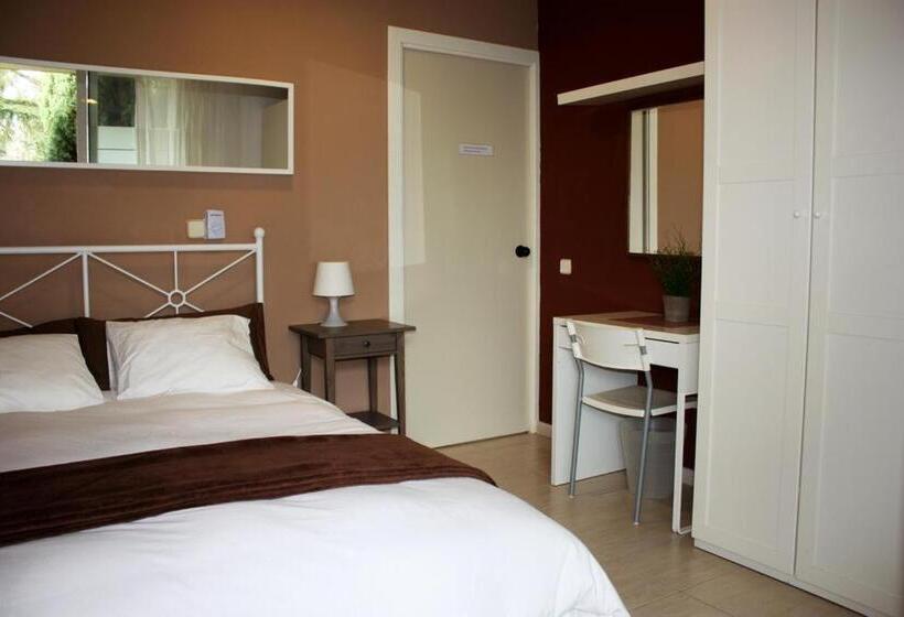 اتاق استاندارد با سرویس بهداشتی مشترک, B&b Inés