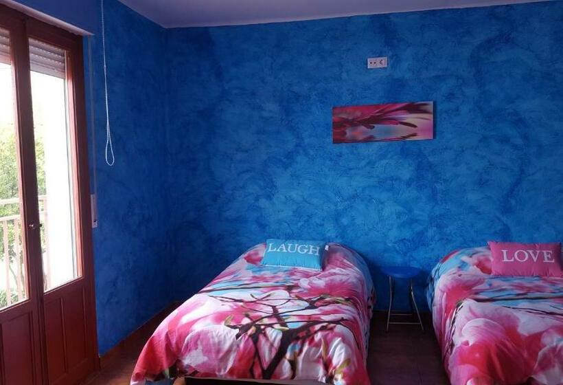 غرفة قياسية رباعية, Hostal A La Sombra Del Laurel