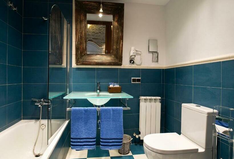 اتاق استاندارد, Hostal Raices
