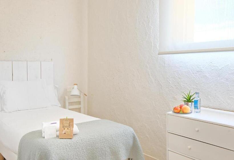 اتاق استاندارد یک نفره, Albergue Lamorena