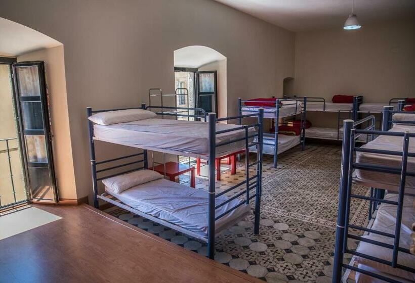 Bed in Shared Room with Shared Bathroom, Albergue Santa Ana   Hostel
