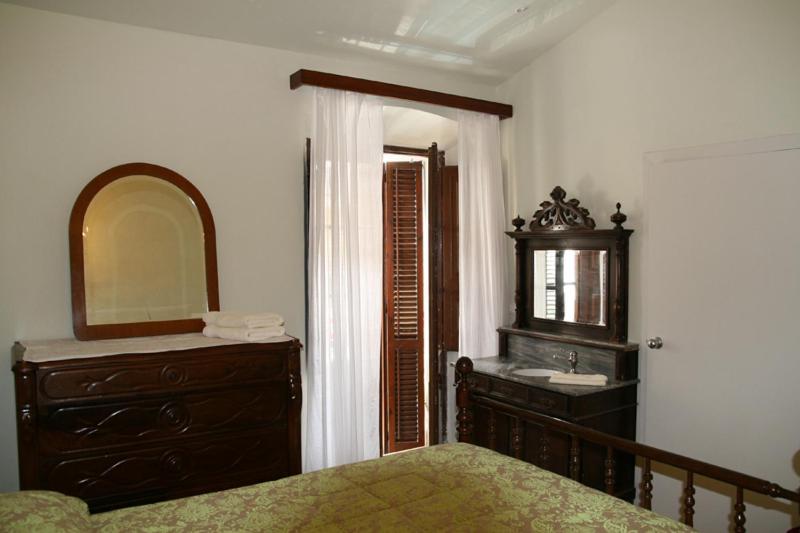 اتاق استاندارد, Flora