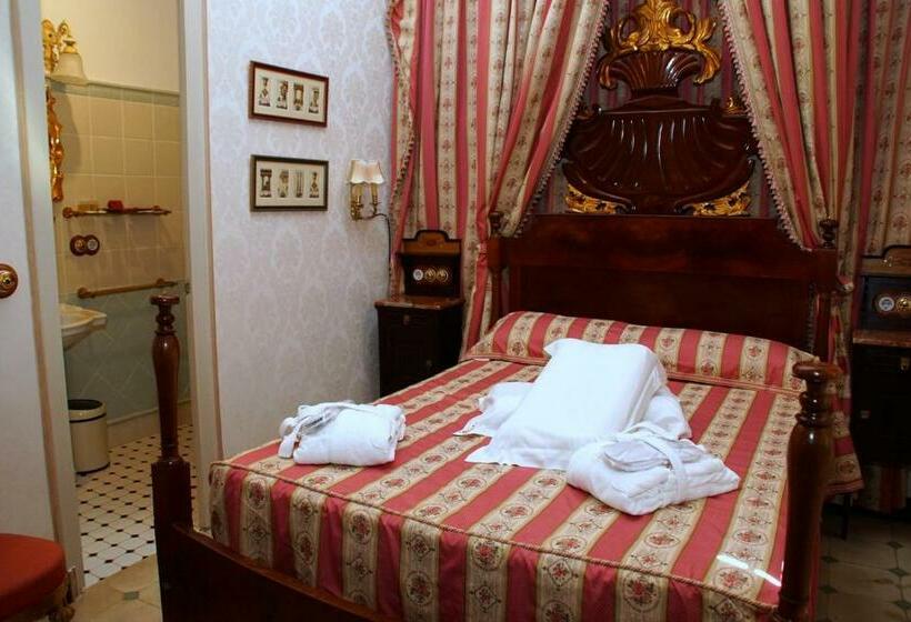 اتاق لوکس, Sitges Royal Rooms