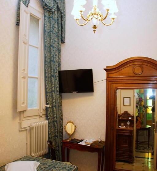 اتاق استاندارد یک نفره, Sitges Royal Rooms