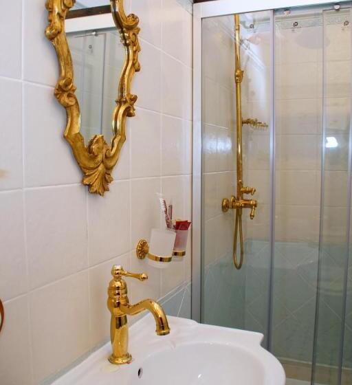 اتاق استاندارد یک نفره, Sitges Royal Rooms