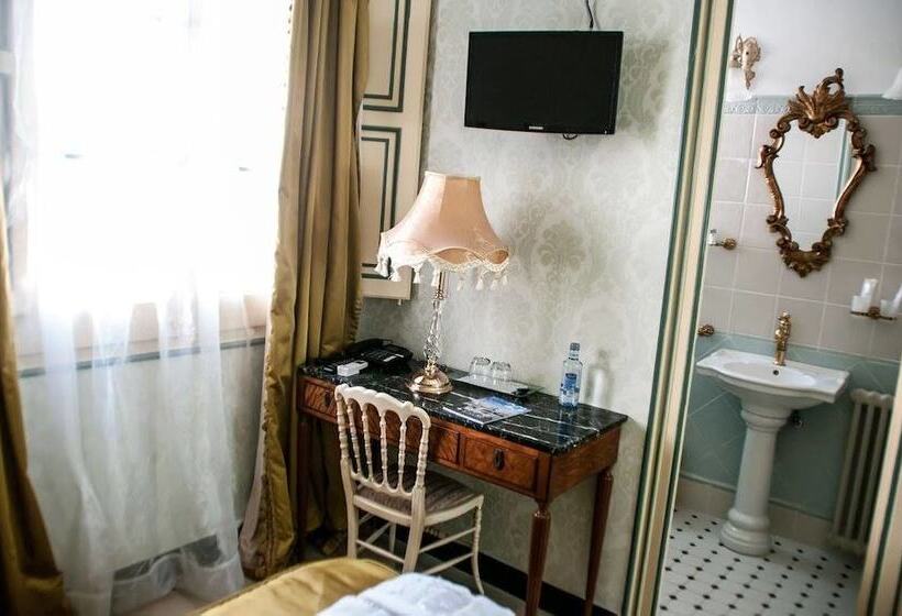 اتاق لوکس, Sitges Royal Rooms