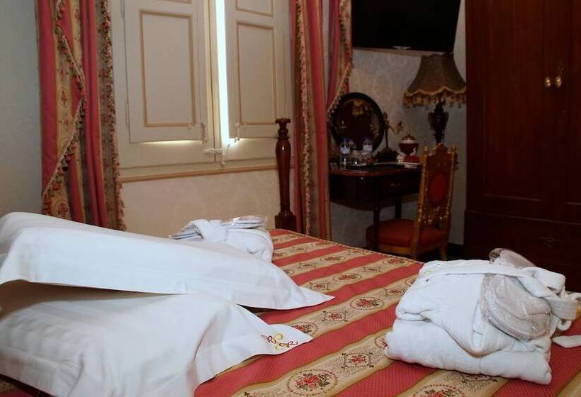 اتاق استاندارد, Sitges Royal Rooms