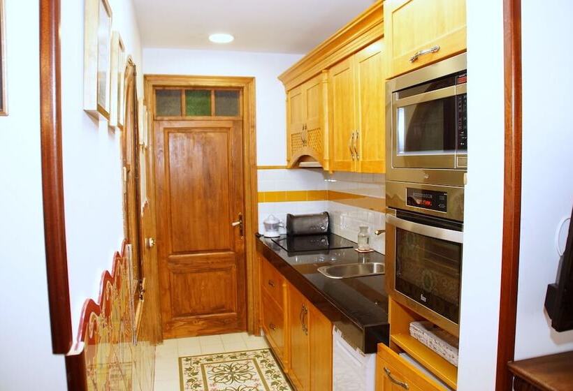 سوئیت رویال, Sitges Royal Rooms