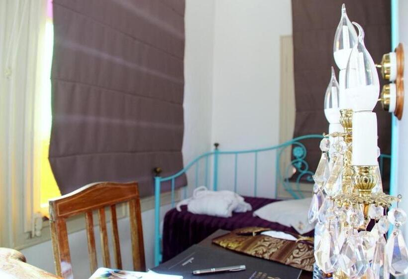 اتاق استاندارد یک نفره, Sitges Royal Rooms