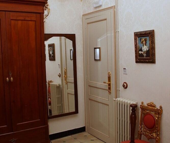 اتاق استاندارد, Sitges Royal Rooms