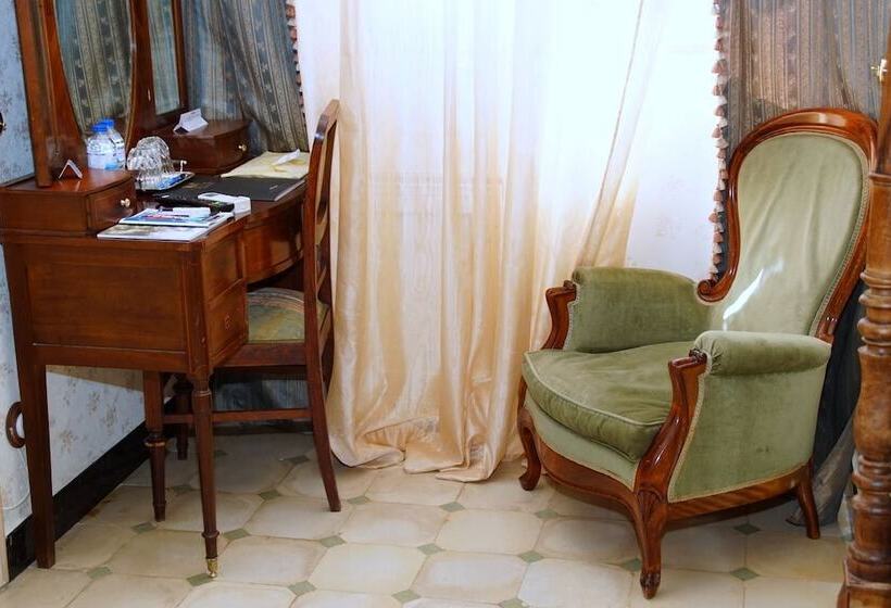 اتاق لوکس, Sitges Royal Rooms