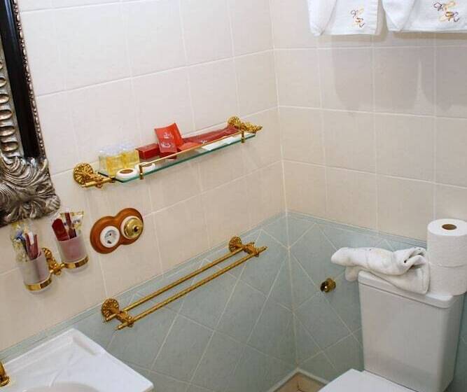 اتاق لوکس, Sitges Royal Rooms