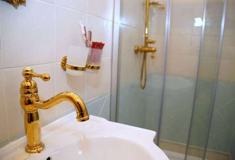 اتاق لوکس, Sitges Royal Rooms