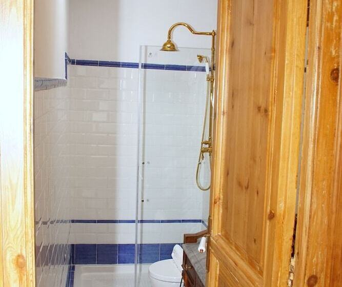اتاق لوکس, Sitges Royal Rooms