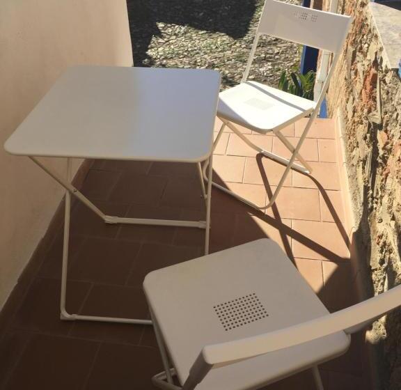استودیوی استاندارد, Hostel Cañaveral