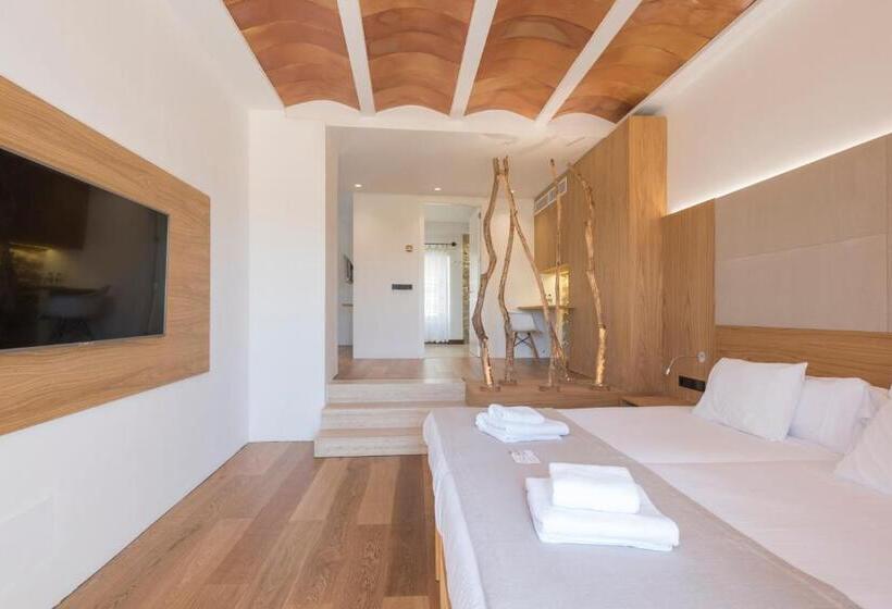 Suite with Terrace, Can Cota Boutique  Turismo De Interior