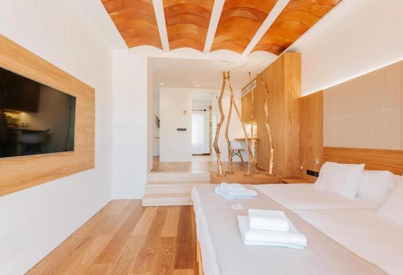 Suite with Terrace, Can Cota Boutique  Turismo De Interior