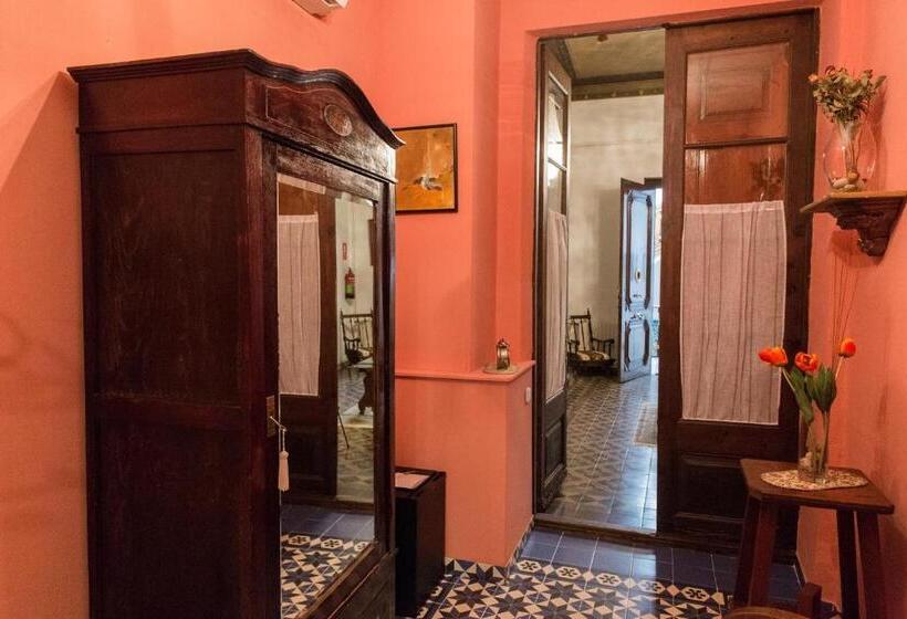 اتاق استاندارد, Casa Ceremines
