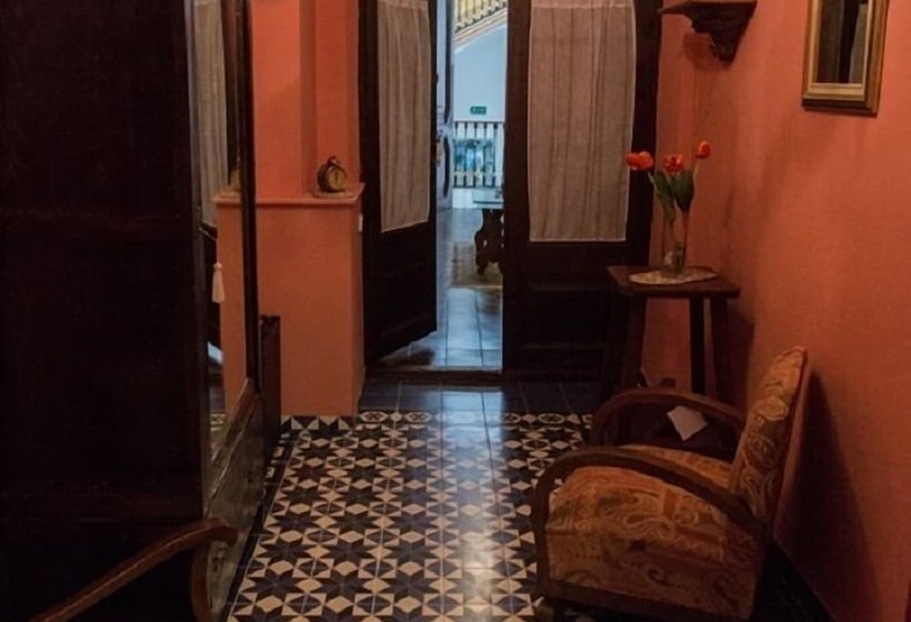 اتاق استاندارد, Casa Ceremines
