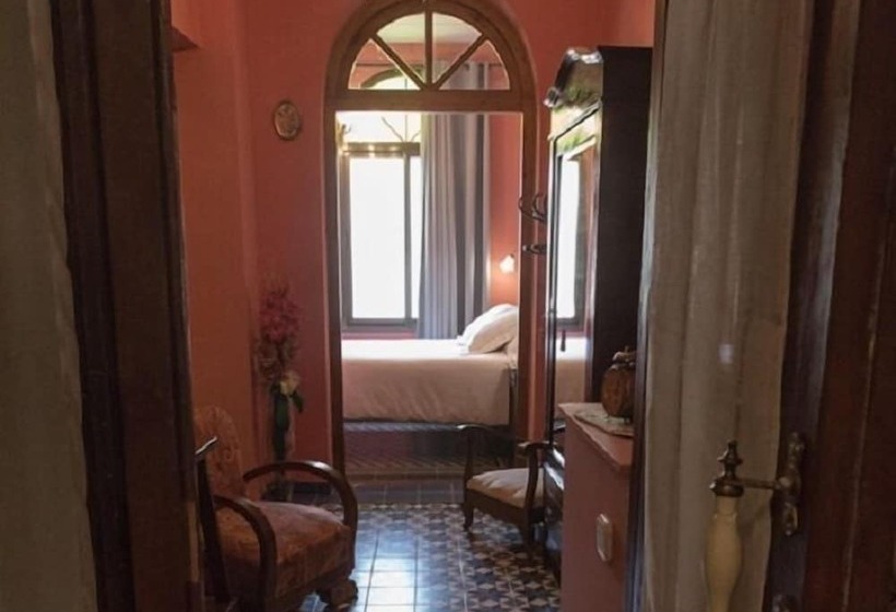 اتاق استاندارد, Casa Ceremines