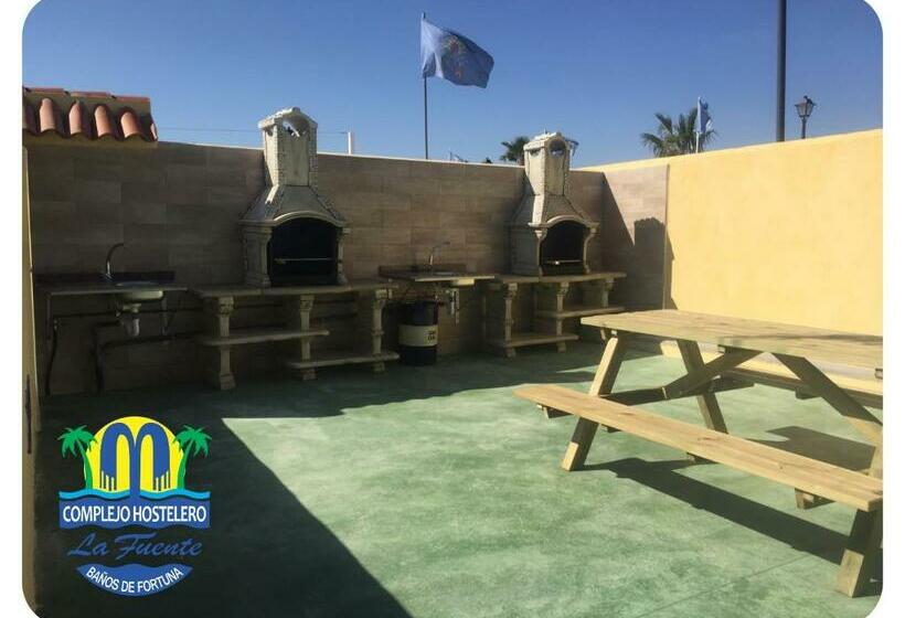 直达温泉标准间, Complejo Hostelero La Fuente