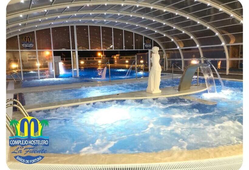 标准平房, Complejo Hostelero La Fuente
