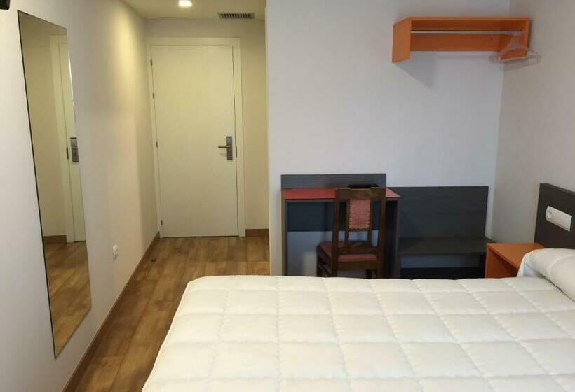 اتاق یک تخته با تراس, Hostal Siglo Xix