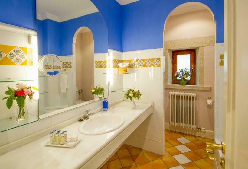 سوییت, La Torre Del Visco   Relais & Châteaux