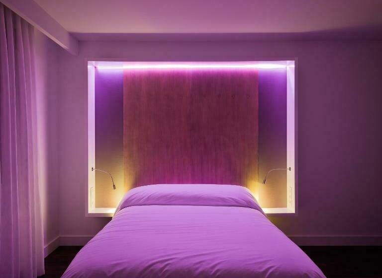 اتاق لوکس, Las Casas De Pandreula