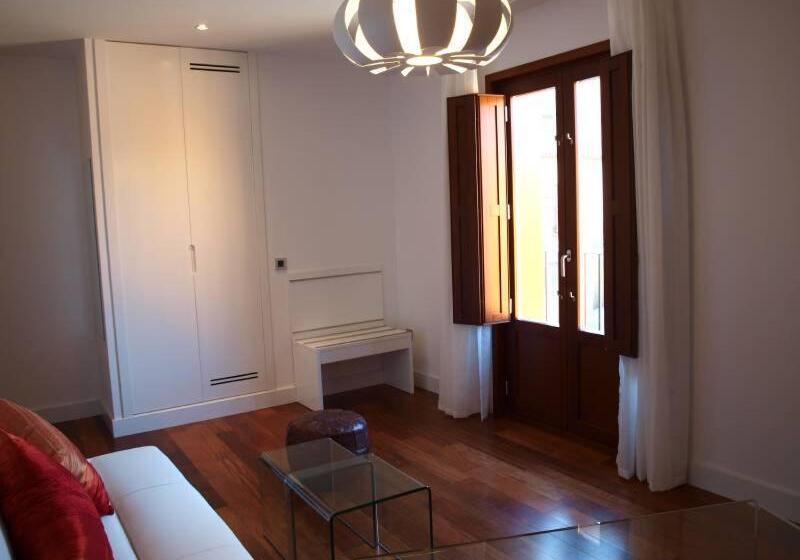 سوییت جونیور با بالکن, Las Casas De Pandreula