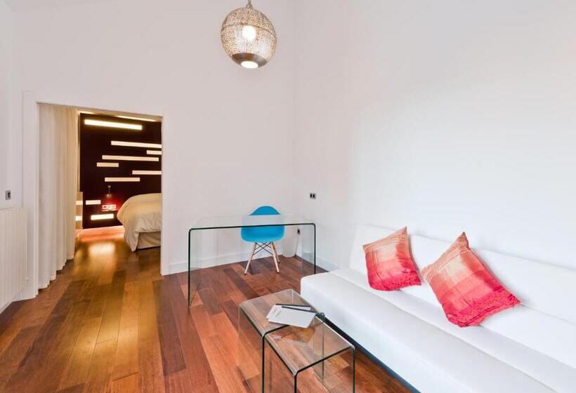 سوییت جونیور با بالکن, Las Casas De Pandreula