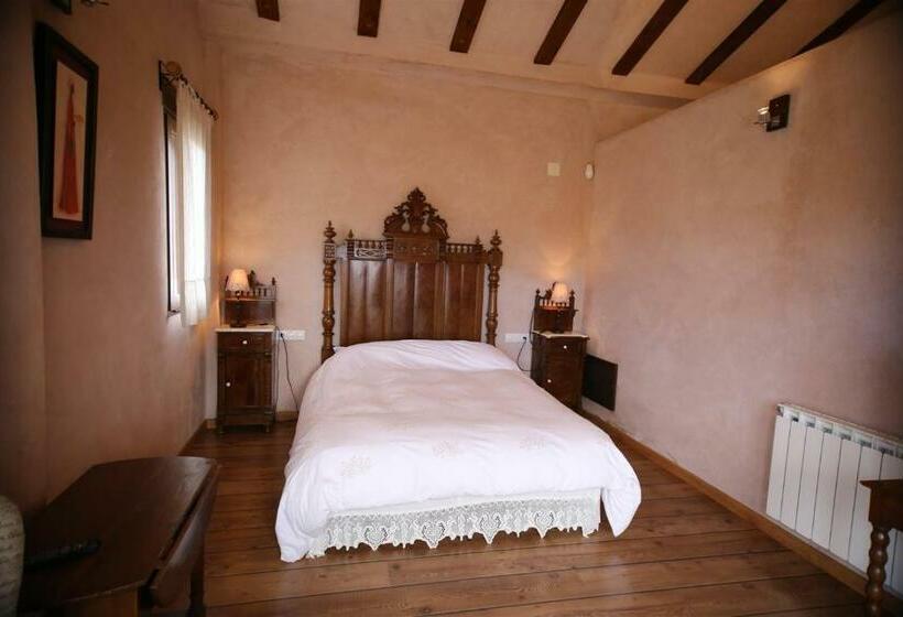 سوییت لوکس, Rural Los Abriles