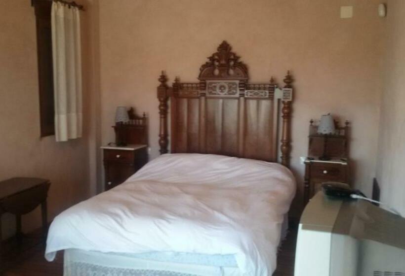 سوییت لوکس, Rural Los Abriles
