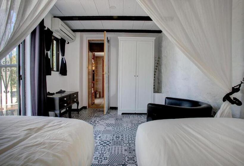 2 Bedroom Superior Room, Jardines De La Reina Boutique Bed & Breakfast