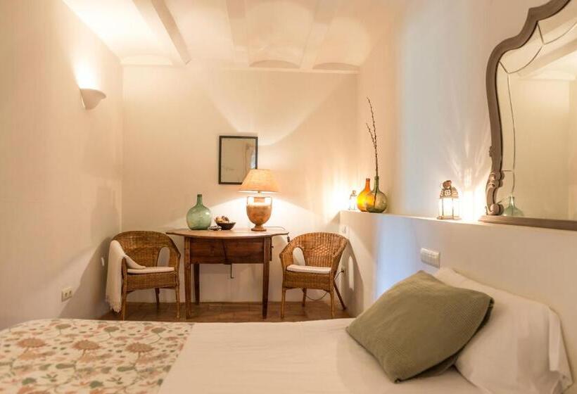 2 Bedroom Apartment Garden View, Can Bassa