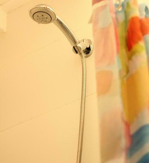 اتاق کلاسیک سه تخته, Barrio Boutik Hostal Long Stays