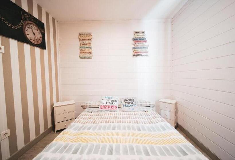 اتاق استاندارد یک نفره, Albergue Barullo   Cubículos   Literas   Habitaciones
