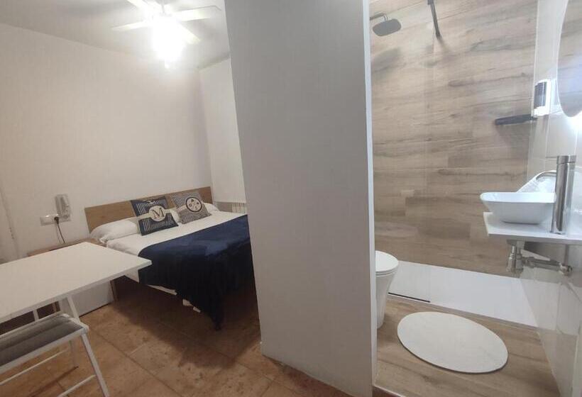 スタンダードシングルルーム, Hostal Lucy