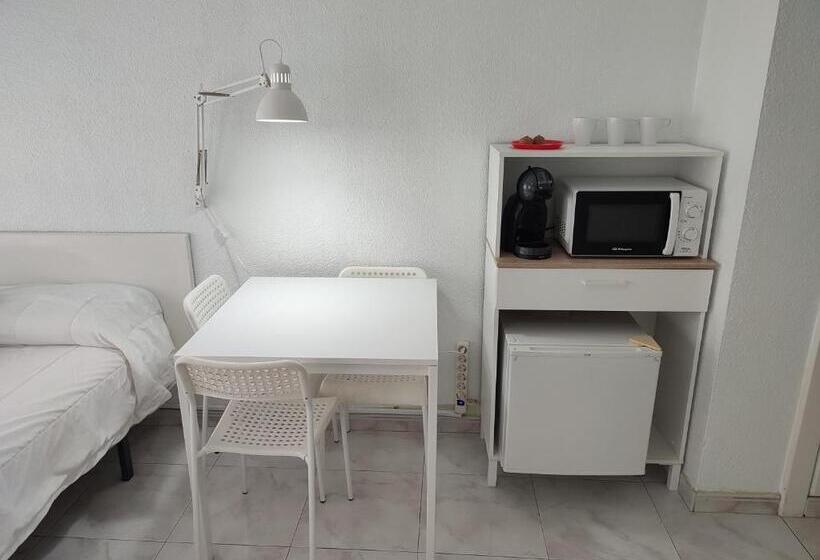 スタンダード４人部屋, Hostal Lucy