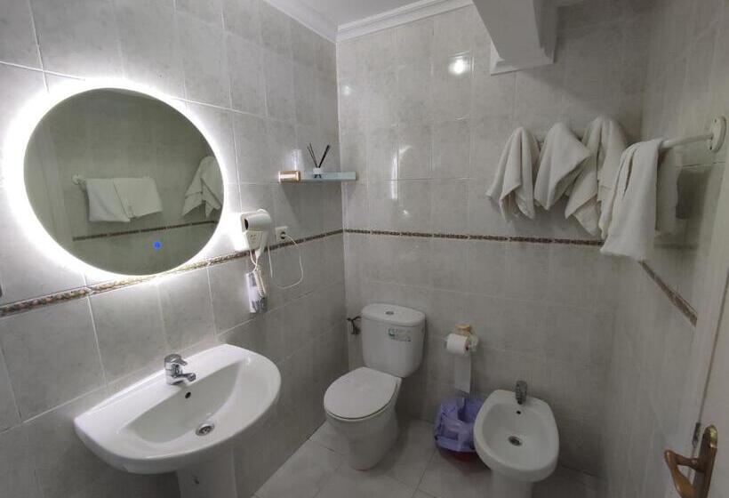 スタンダード４人部屋, Hostal Lucy