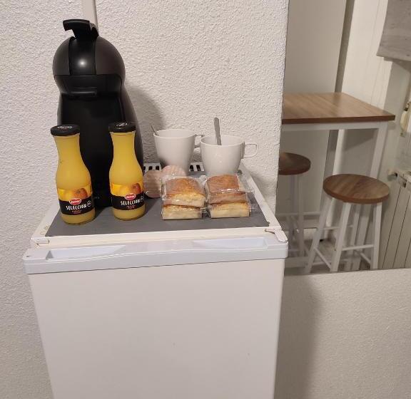 スタンダードルーム, Hostal Lucy