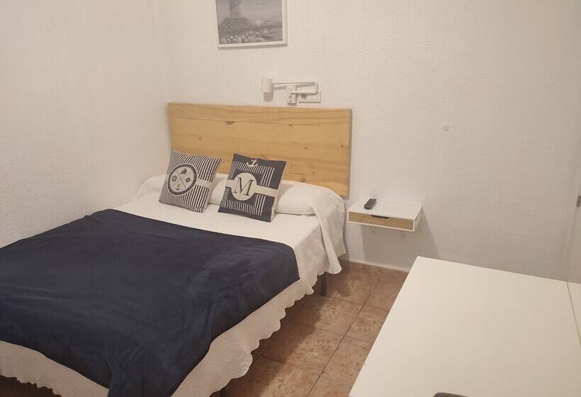 スタンダードシングルルーム, Hostal Lucy