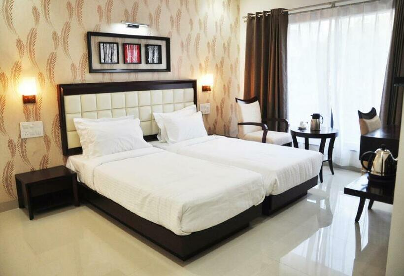 اتاق سوپریور, Krishna Inn