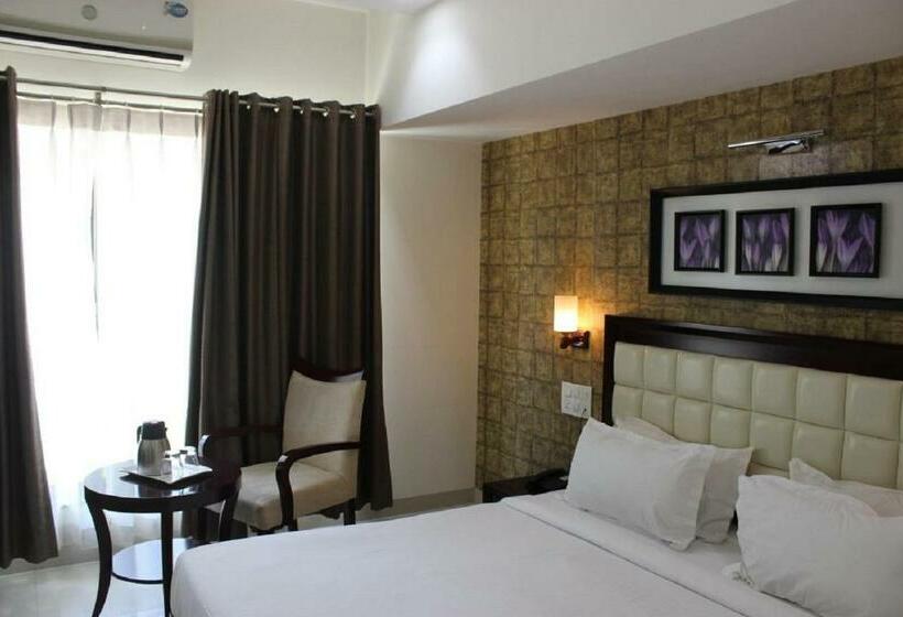 اتاق سوپریور, Krishna Inn