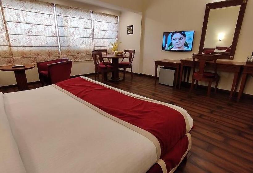 Mini Suite, Sepal