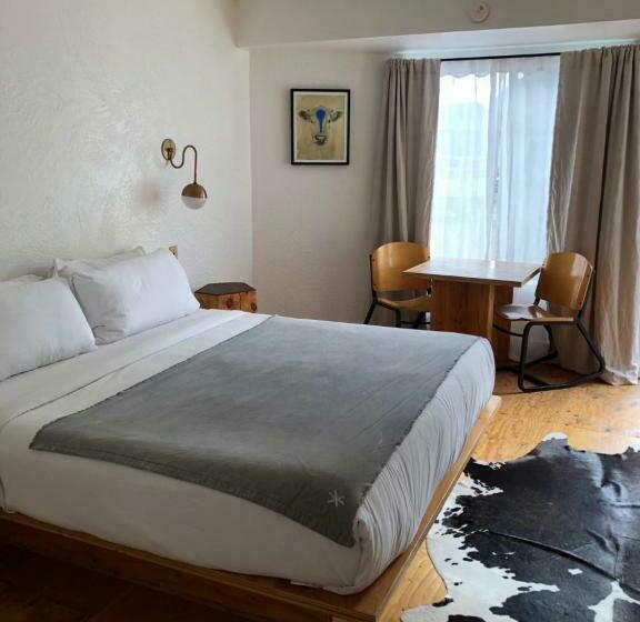 اتاق استاندارد با تخت بزرگ, Alamo Motel