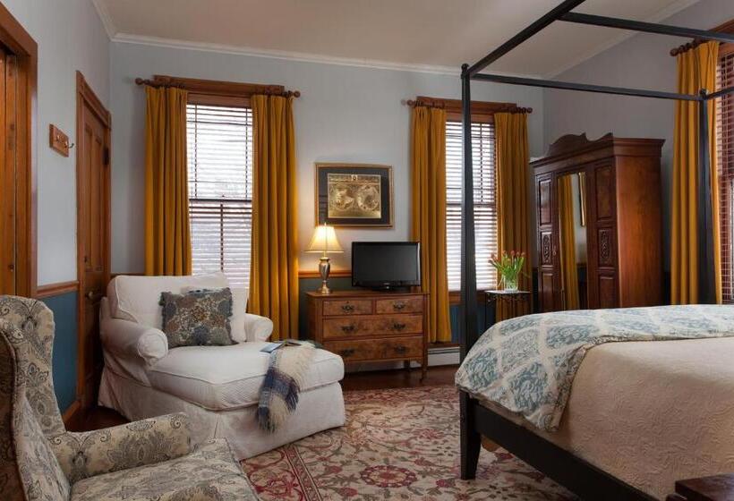 اتاق لوکس, Lang House On Main Street Bed & Breakfast